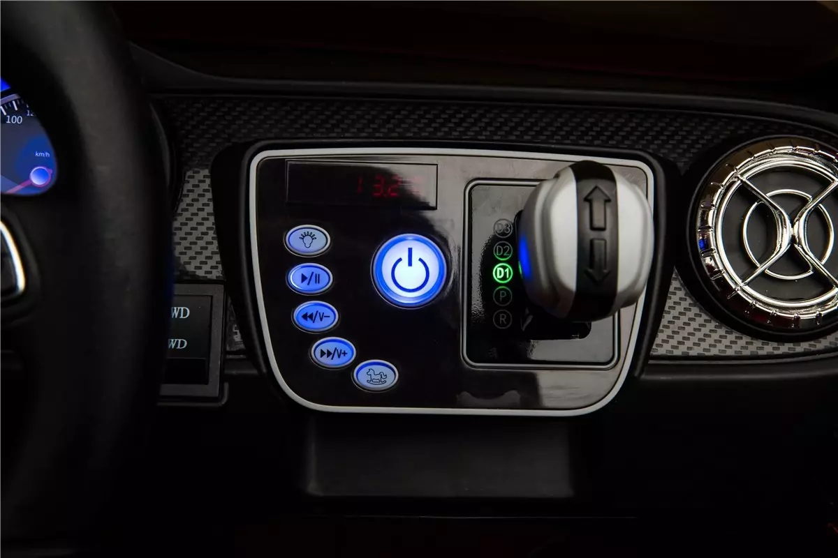 MINI AUTO PER BAMBINI MERCEDES XCLASS