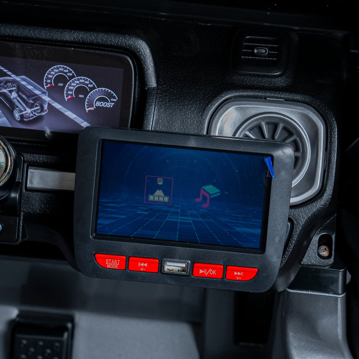 Schermo MP4 integrato nella macchina elettrica per bambini Mercedes Classe G Full