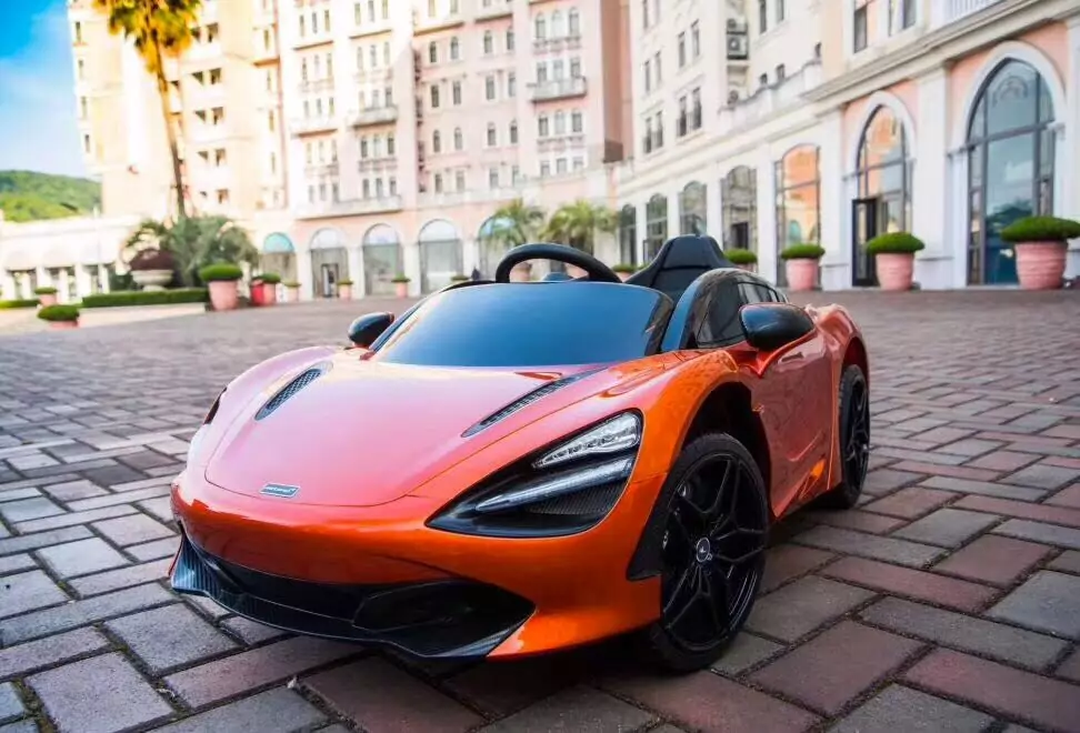 MINI AUTO PER BAMBINI MCLAREN 720s