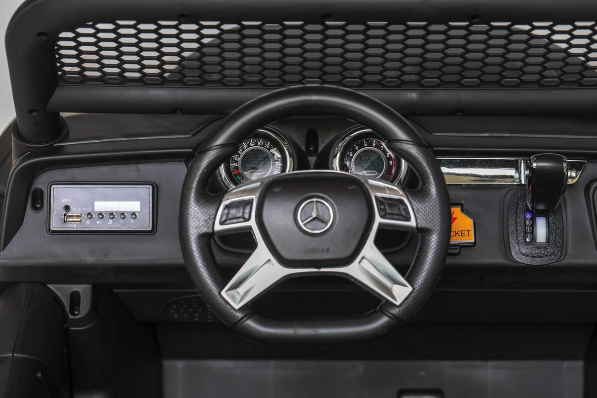 MINI AUTO PER BAMBINI MERCEDES UNIMOG