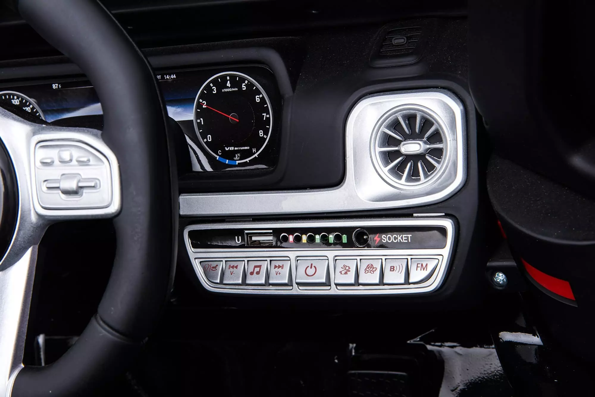 MINI AUTO PER BAMBINI MERCEDES G AMG