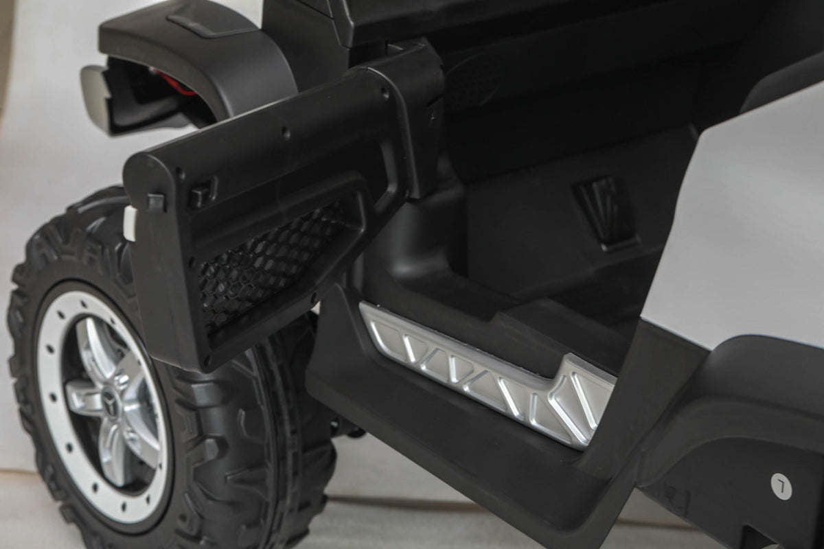 MINI AUTO PER BAMBINI MERCEDES UNIMOG